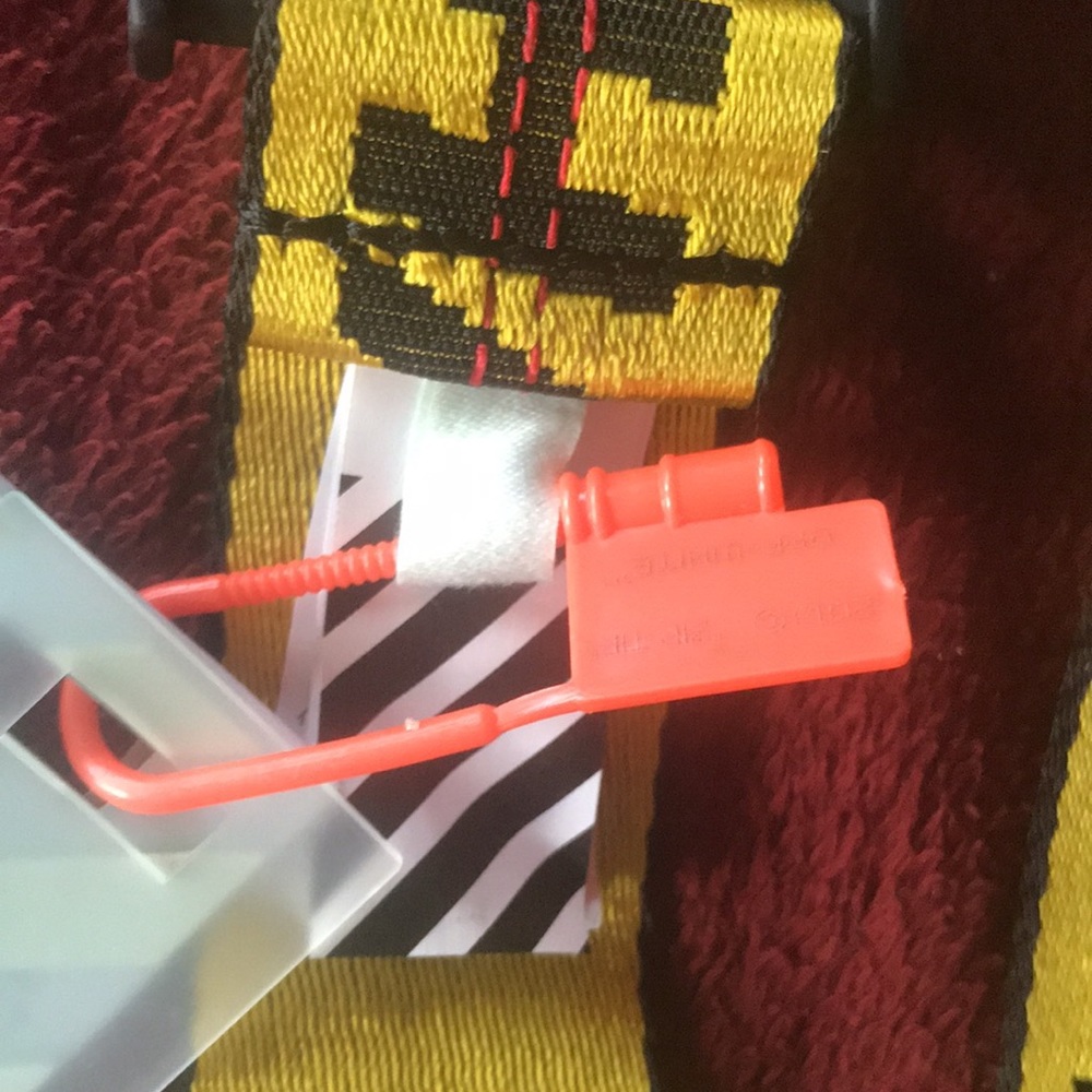 🎉HP🎉 Off-White Industrial Belt Yellow Black NWT - Picture 6 of 13